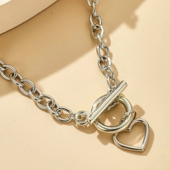 Heart Charm Chunky Rolo Chain Necklace NWT ❤️ - Picture 3 of 5